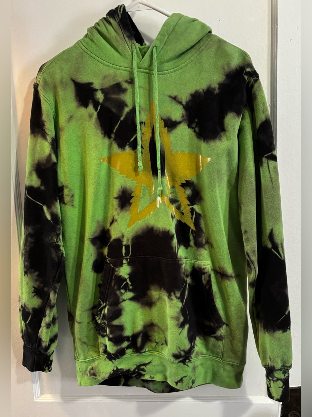 Jeffree Star Fashion Green& Black Tie Dye With Gold Logo Hoodie Woman Size Small